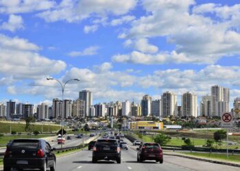 Motociclista morre após acidente no Anel Viário, em São José dos Campos
